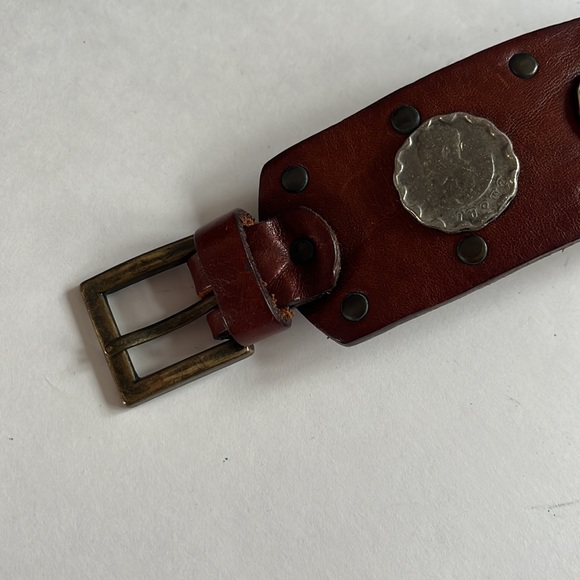 Vintage Genuine Leather Wristband / Coins / Made In Canada / Carole Garber - Picture 2 of 10